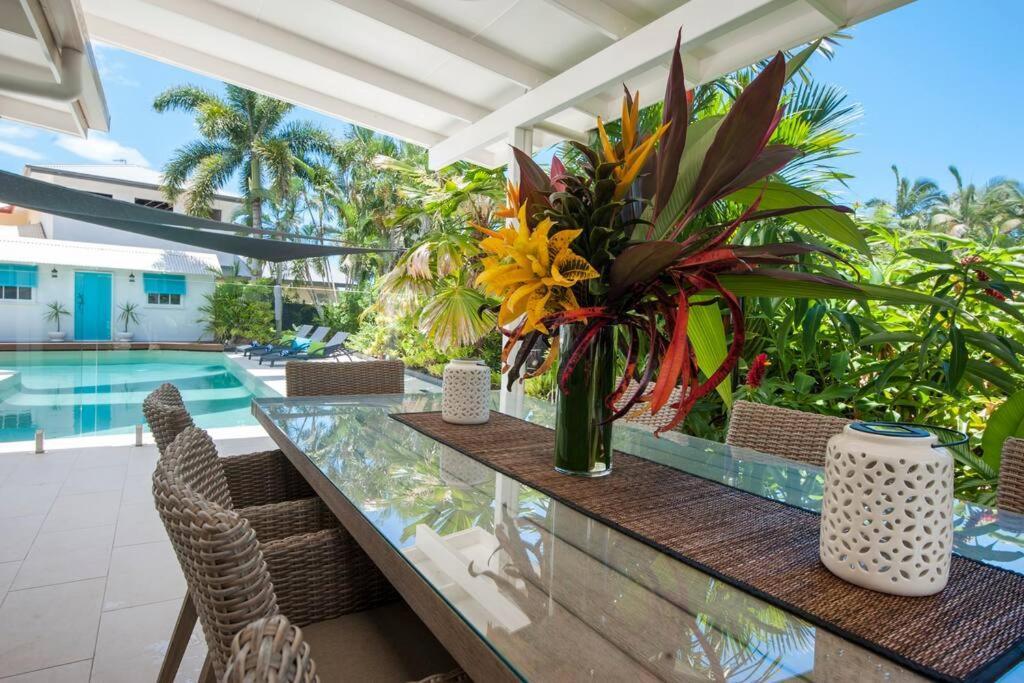 Paradise On Ruby - Port Douglas Villa Exterior photo